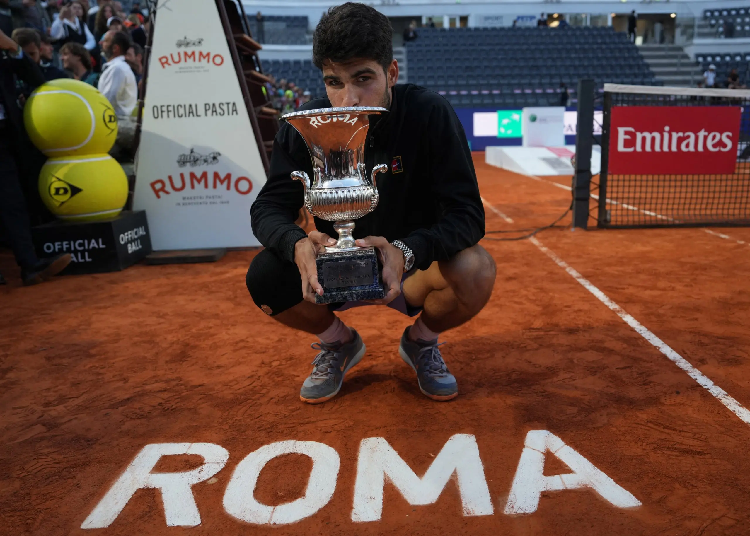 2025-05-18T180647Z_40959575_UP1EL5I1EB9CQ_RTRMADP_3_TENNIS-ROME-scaled.jpg