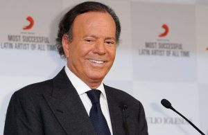 Julio Iglesias logra un respaldo judicial en la Audiencia Nacional en la causa por presunta agresión sexual